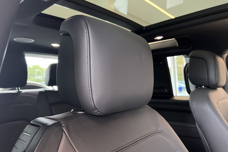  LAND ROVER DEFENDER 3.0 D250 X-Dynamic HSE 90 3dr Auto 5864750