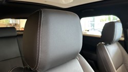 LAND ROVER RANGE ROVER VELAR 2.0 D200 MHEV Belgravia Edition 5dr Auto 5705929