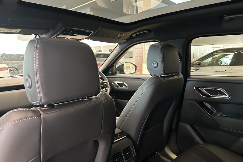  LAND ROVER RANGE ROVER VELAR 2.0 D200 MHEV Belgravia Edition 5dr Auto 5705939