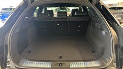 LAND ROVER RANGE ROVER VELAR 2.0 D200 MHEV Belgravia Edition 5dr Auto 5705944