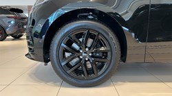 LAND ROVER RANGE ROVER VELAR 2.0 D200 MHEV Belgravia Edition 5dr Auto 5705916