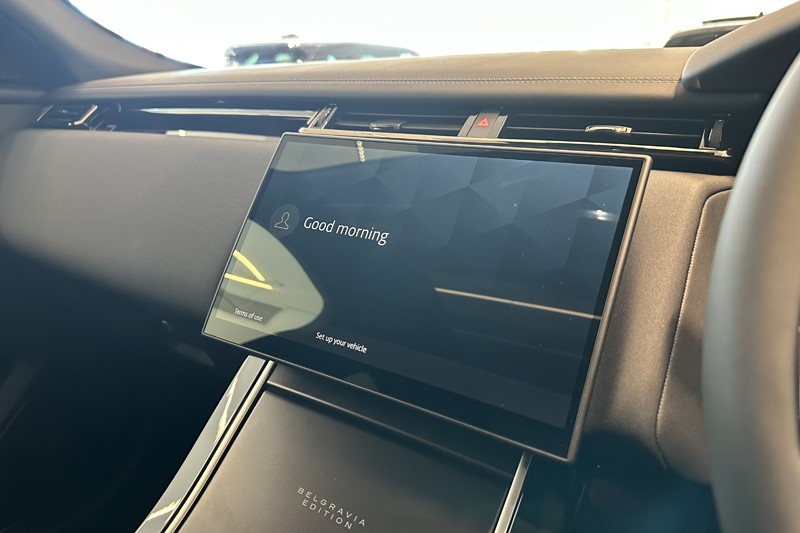  LAND ROVER RANGE ROVER VELAR 2.0 D200 MHEV Belgravia Edition 5dr Auto 5705936