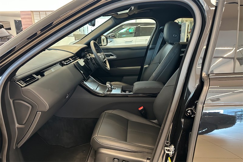  LAND ROVER RANGE ROVER VELAR 2.0 D200 MHEV Belgravia Edition 5dr Auto 5705911