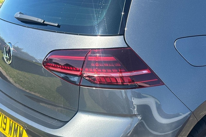 2019 (19) VOLKSWAGEN GOLF 2.0 TSI 245 GTI Performance 5dr DSG 5540970