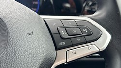 2022 (22) VOLKSWAGEN GOLF 1.0 TSI Life 5dr 5565567