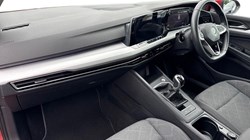 2022 (22) VOLKSWAGEN GOLF 1.0 TSI Life 5dr 5565549