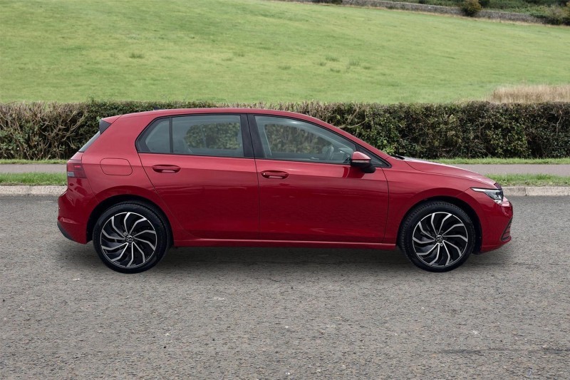 2022 (22) VOLKSWAGEN GOLF 1.0 TSI Life 5dr 5565551