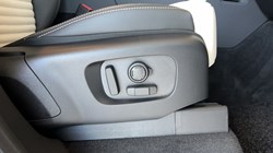 LAND ROVER DISCOVERY 3.0 D350 Tempest 5dr Auto 5697706