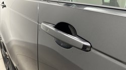 LAND ROVER DISCOVERY 3.0 D350 Dynamic HSE 5dr Auto 5592563