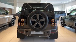 LAND ROVER DEFENDER 3.0 D250 X-Dynamic HSE 110 5dr Auto 5734895