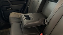 LAND ROVER DEFENDER 3.0 D250 X-Dynamic HSE 110 5dr Auto 5734923