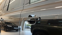 LAND ROVER DEFENDER 3.0 D250 X-Dynamic HSE 110 5dr Auto 5734931
