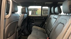 LAND ROVER DEFENDER 3.0 D250 X-Dynamic HSE 110 5dr Auto 5734900