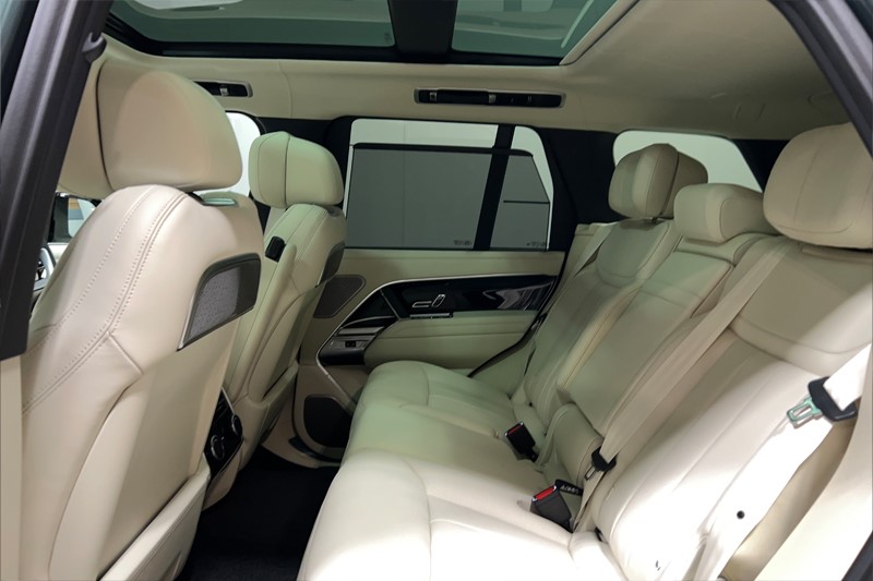  LAND ROVER RANGE ROVER 3.0 D300 Autobiography 4dr Auto 5667583