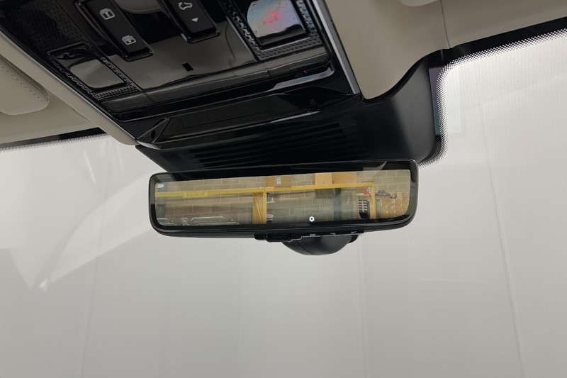  LAND ROVER RANGE ROVER 3.0 D300 Autobiography 4dr Auto 5667604