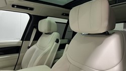 LAND ROVER RANGE ROVER 3.0 D300 Autobiography 4dr Auto 5667619