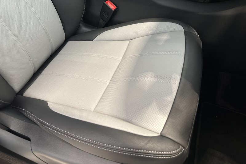  LAND ROVER RANGE ROVER EVOQUE 1.5 P270e Hoxton Edition 5dr Auto 5703731