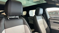LAND ROVER RANGE ROVER EVOQUE 1.5 P270e Hoxton Edition 5dr Auto 5703732