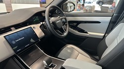 LAND ROVER RANGE ROVER EVOQUE 1.5 P270e Hoxton Edition 5dr Auto 5703727
