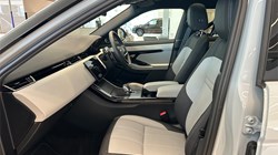 LAND ROVER RANGE ROVER EVOQUE 1.5 P270e Hoxton Edition 5dr Auto 5703700
