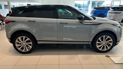 LAND ROVER RANGE ROVER EVOQUE 1.5 P270e Hoxton Edition 5dr Auto 5703702
