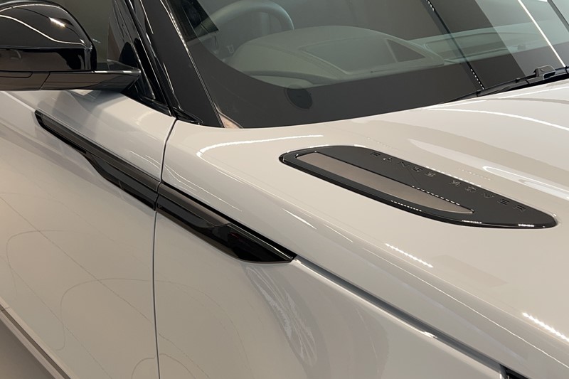 LAND ROVER RANGE ROVER VELAR 2.0 D200 MHEV Belgravia Edition 5dr Auto 5860108