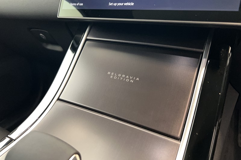  LAND ROVER RANGE ROVER VELAR 2.0 D200 MHEV Belgravia Edition 5dr Auto 5860088