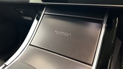 LAND ROVER RANGE ROVER VELAR 2.0 D200 MHEV Belgravia Edition 5dr Auto 5860088