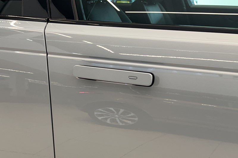  LAND ROVER RANGE ROVER VELAR 2.0 D200 MHEV Belgravia Edition 5dr Auto 5860106