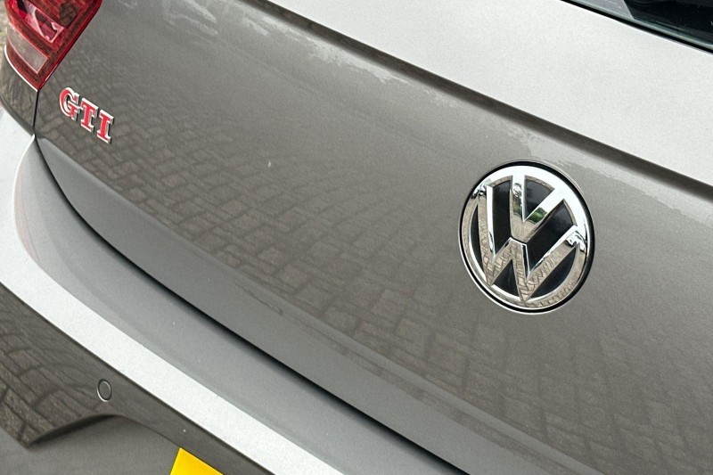 2019 (19) VOLKSWAGEN POLO 2.0 TSI GTI 5dr DSG 5526975