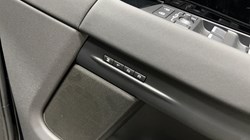 LAND ROVER RANGE ROVER EVOQUE 2.0 D200 Hoxton Edition 5dr Auto 5939032