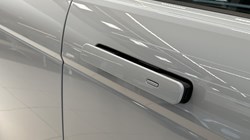 LAND ROVER RANGE ROVER EVOQUE 2.0 D200 Hoxton Edition 5dr Auto 5937783