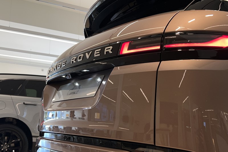  LAND ROVER RANGE ROVER EVOQUE 2.0 D200 Hoxton Edition 5dr Auto 5856747