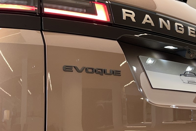  LAND ROVER RANGE ROVER EVOQUE 2.0 D200 Hoxton Edition 5dr Auto 5856745