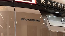 LAND ROVER RANGE ROVER EVOQUE 2.0 D200 Hoxton Edition 5dr Auto 5856745
