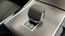 LAND ROVER RANGE ROVER EVOQUE 2.0 D200 Hoxton Edition 5dr Auto 5856730