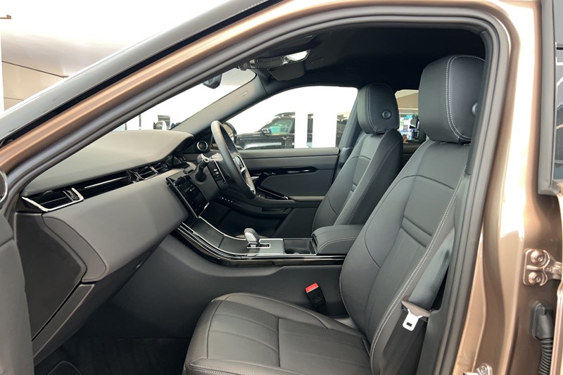  LAND ROVER RANGE ROVER EVOQUE 2.0 D200 Hoxton Edition 5dr Auto 5856715