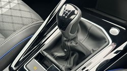 2025 (75) VOLKSWAGEN GOLF 1.5 TSI 150 R-Line 5dr 5529984