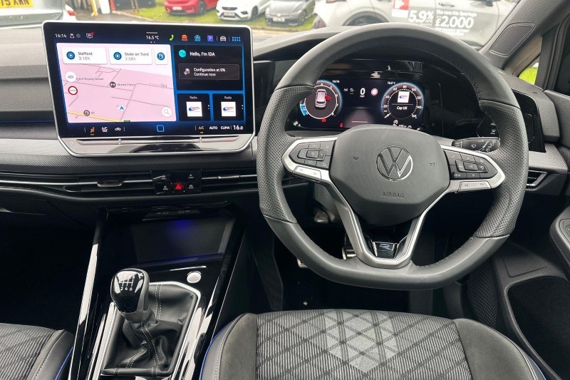 2025 (75) VOLKSWAGEN GOLF 1.5 TSI 150 R-Line 5dr 5529976