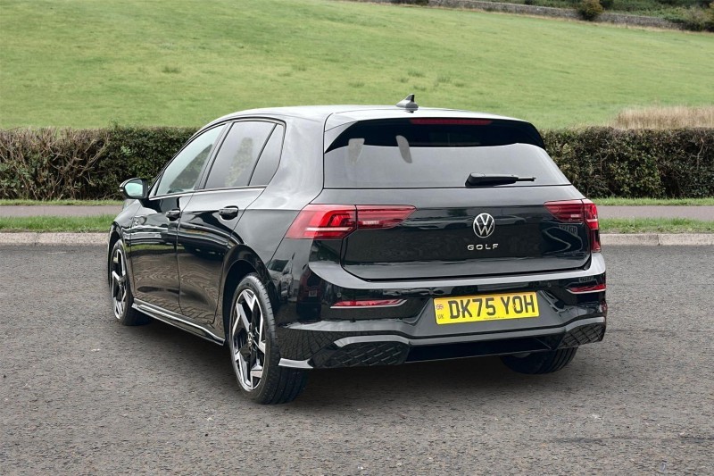 2025 (75) VOLKSWAGEN GOLF 1.5 TSI 150 R-Line 5dr 1
