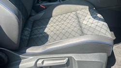2025 (75) VOLKSWAGEN GOLF 1.5 TSI 150 R-Line 5dr 5538867