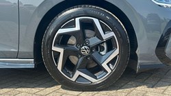 2025 (75) VOLKSWAGEN GOLF 1.5 TSI 150 R-Line 5dr 5538860