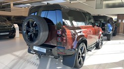 LAND ROVER DEFENDER 5.0 P525 V8 90 Edition 3dr Auto 5898142