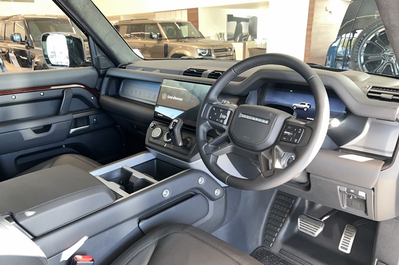  LAND ROVER DEFENDER 5.0 P525 V8 90 Edition 3dr Auto 5898149