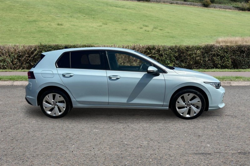 2025 (75) VOLKSWAGEN GOLF 1.5 TSI 204 Match eHybrid 5dr DSG 5545422