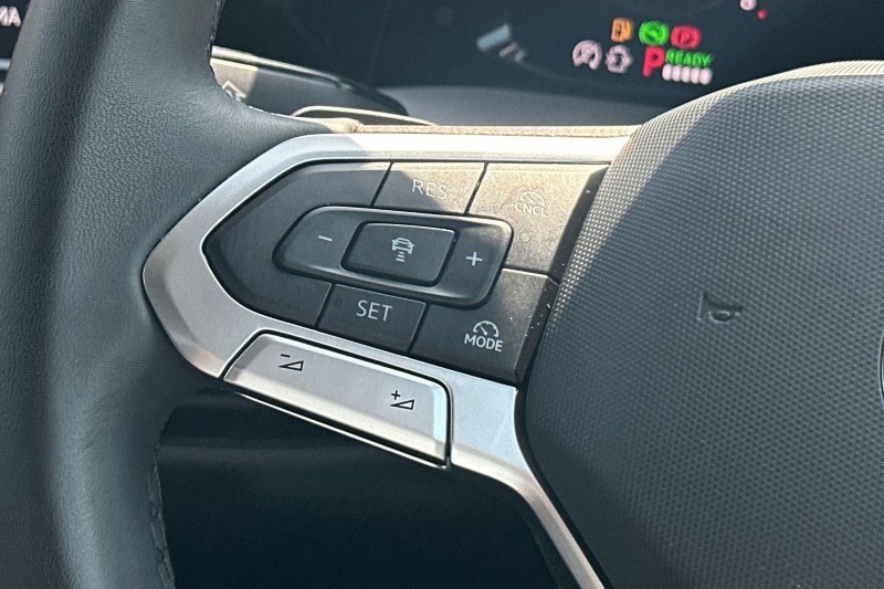 2025 (75) VOLKSWAGEN GOLF 1.5 TSI 204 Match eHybrid 5dr DSG 5545435