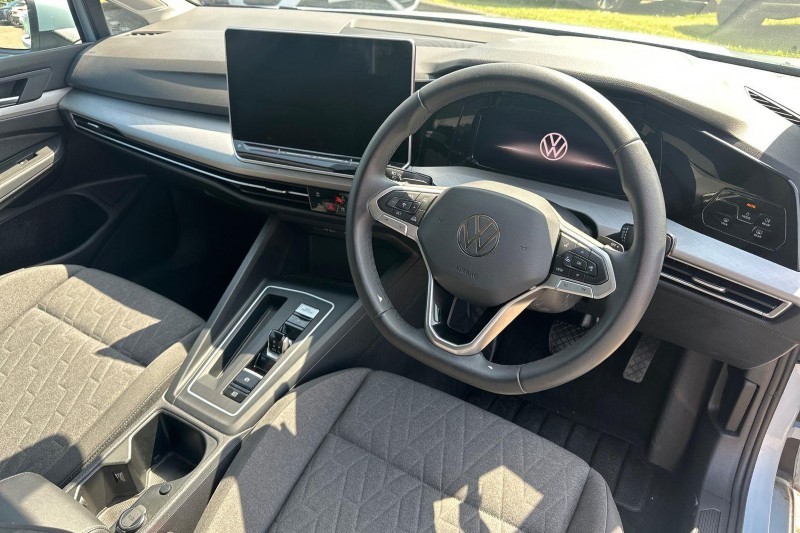 2025 (75) VOLKSWAGEN GOLF 1.5 TSI 204 Match eHybrid 5dr DSG 5545427