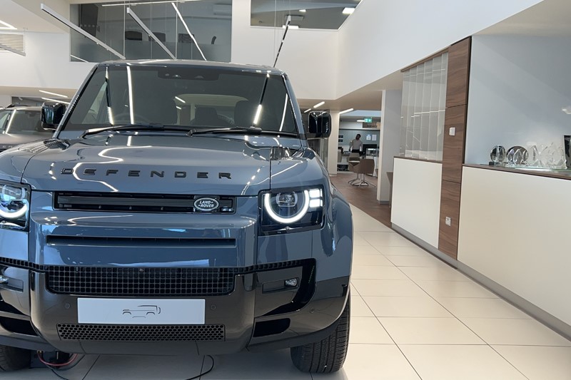  LAND ROVER DEFENDER 3.0 D250 X-Dynamic SE 110 5dr Auto 5943079