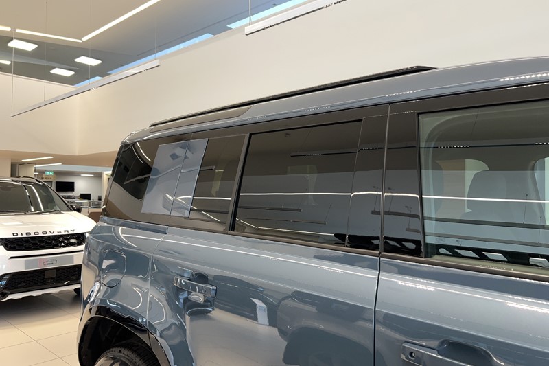  LAND ROVER DEFENDER 3.0 D250 X-Dynamic SE 110 5dr Auto 5943073