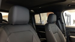 LAND ROVER DEFENDER 3.0 D250 X-Dynamic SE 110 5dr Auto 5943053